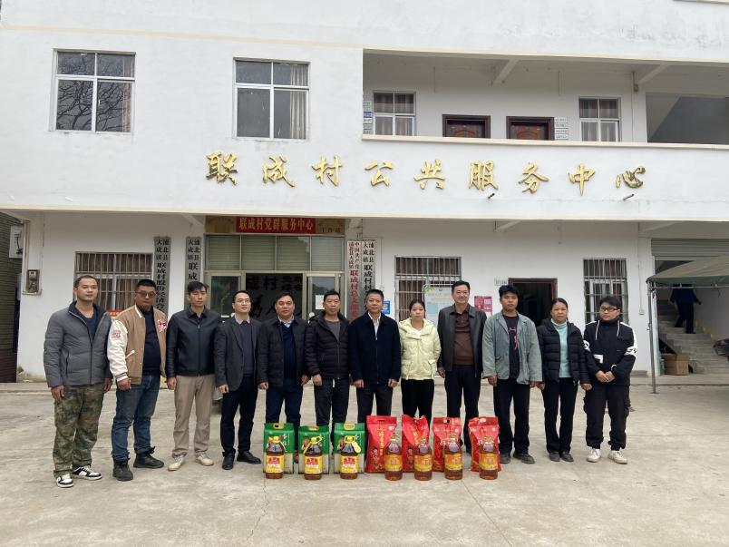 慰問(wèn)暖人心，關(guān)懷傳黨情
